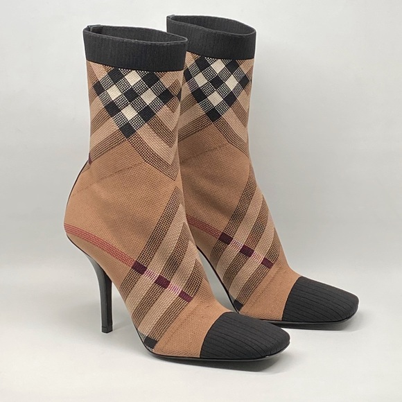 Burberry Dolman Square Toe Check Print Heel Booties size 37.5 - Picture 1 of 15